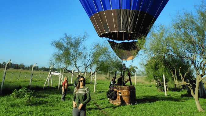 Don't forget to prepare your trip in advance, and wear appropriate clothing / Photo: Daytours4u