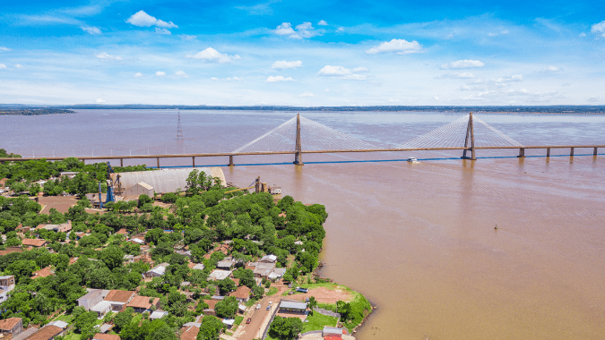 Encarnación is a city on the north bank of the Paraná River, in southern Paraguay / Photo: Jan Schneckenhaus