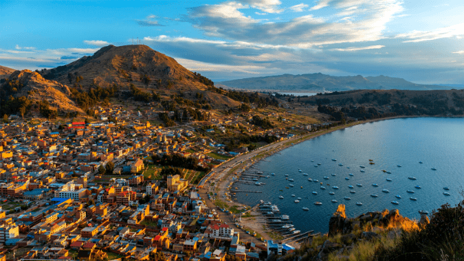 ¿Qué hacer en Copacabana? Las 5 actividades imperdibles del lago Titicaca