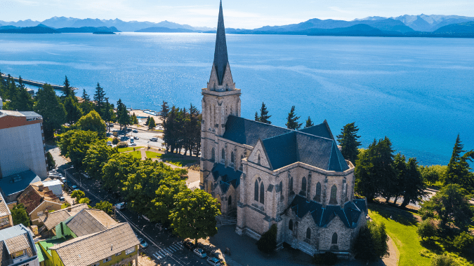 Bariloche, ubicado en la provincia de Río Negro en Argentina, ofrece actividades para todo tipo de viajero en cualquier época del año / Foto: fuente