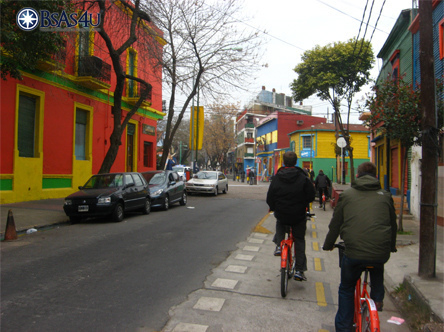 Bike tour through La Boca
