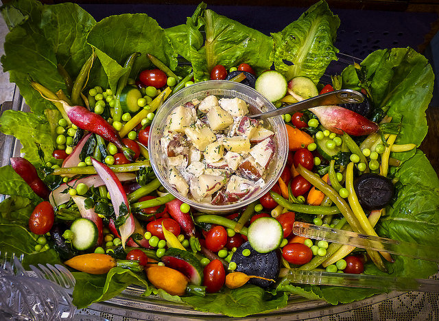 Can't face another ensalada mixta? 