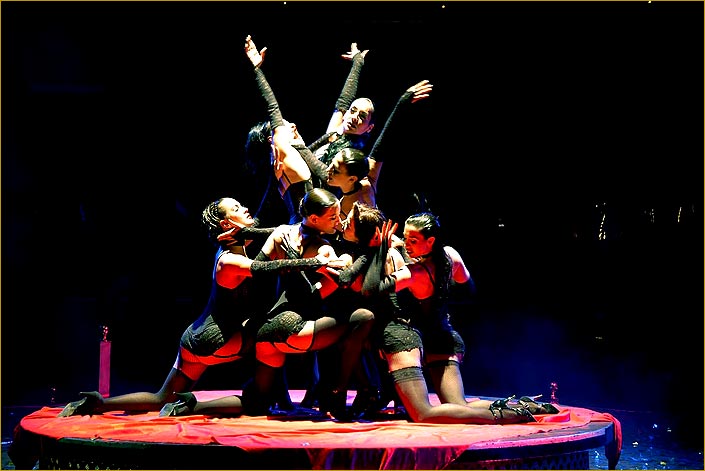 The famous Senor Tango Show