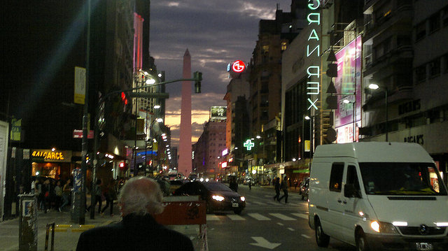 Avenida Corrientes: "The street that never sleeps"