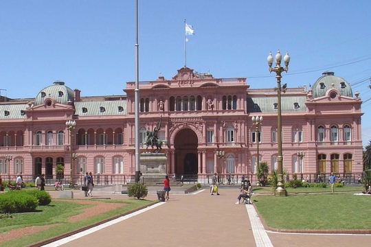 Summer in Buenos Aires - Touring / source
