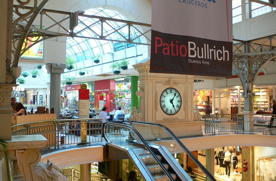 The interior of Patio Bullrich shopping mall