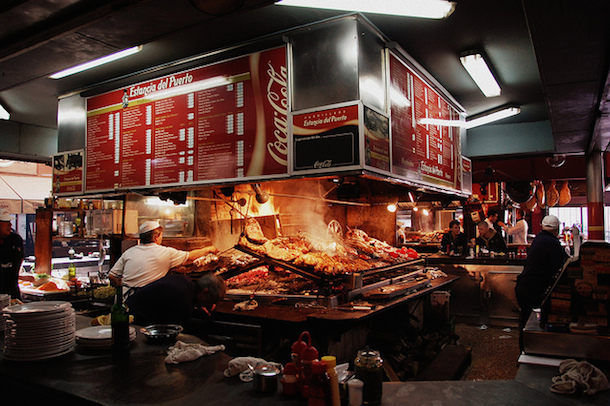 Una de las parrillas del Mercado del Puerto