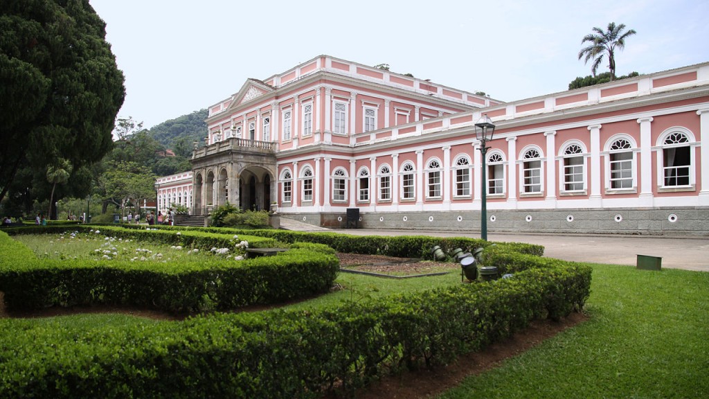 1280px-Museu_Imperial_-_Frente